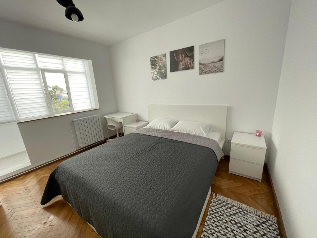ياش Apartament De Lux Semicentral المظهر الخارجي الصورة