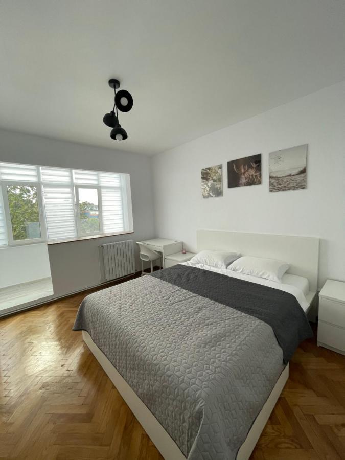 ياش Apartament De Lux Semicentral المظهر الخارجي الصورة