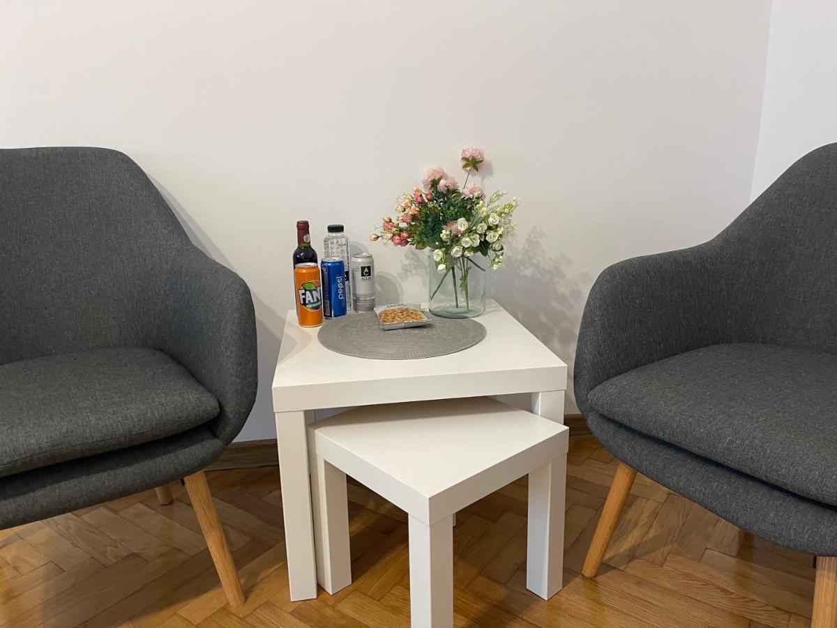 ياش Apartament De Lux Semicentral المظهر الخارجي الصورة